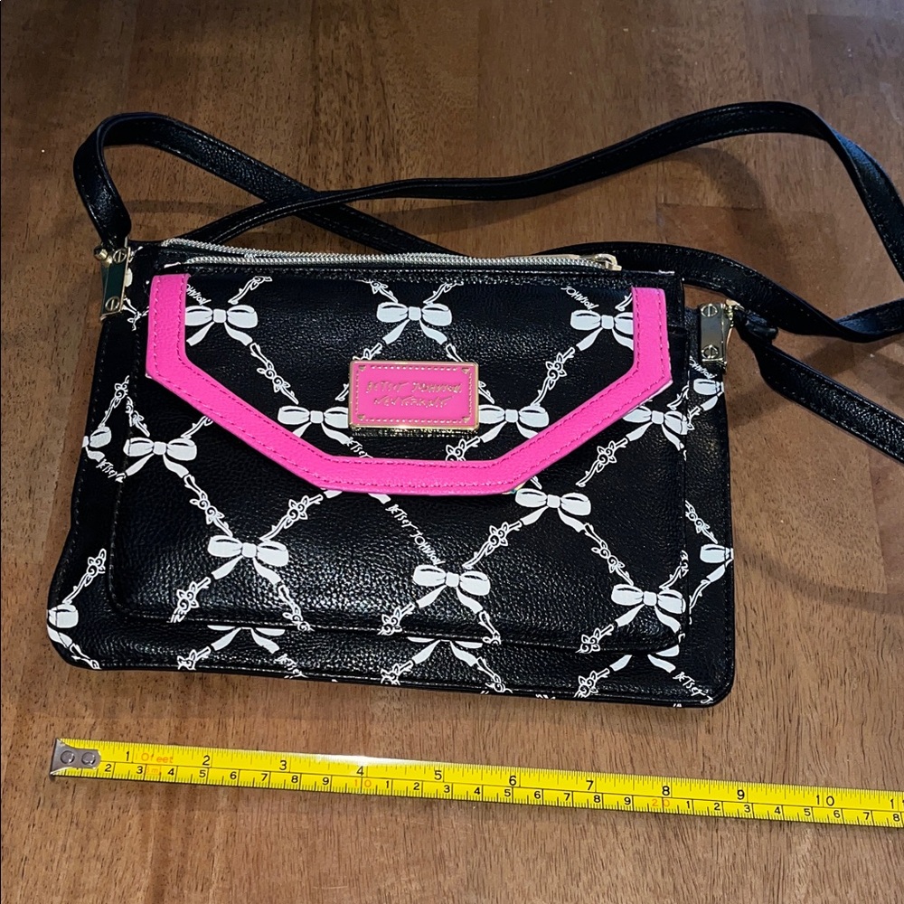 Betsey Johnson Black and Pink Bow Crossbody Bag